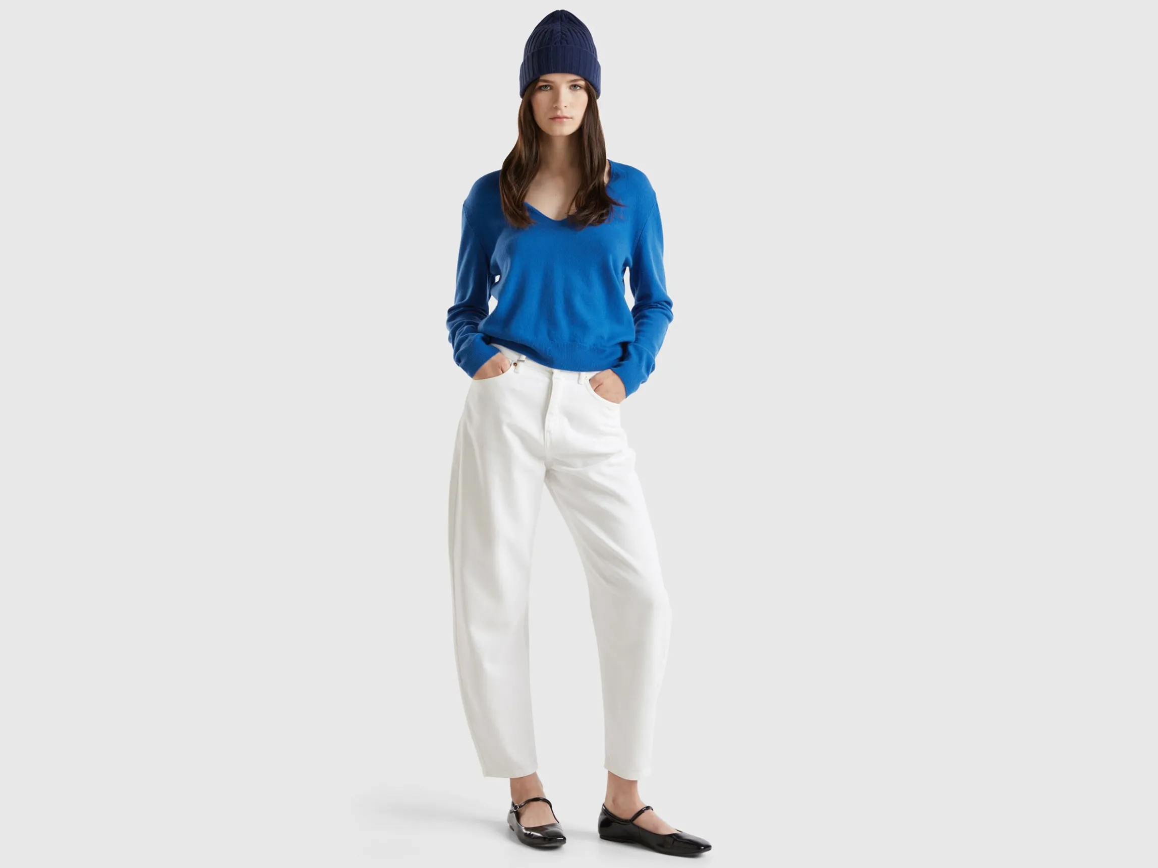 Air force blue V-neck sweater in pure Merino wool