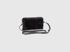 Bag in faux fur