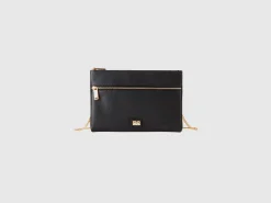 Bag with shoulder strap