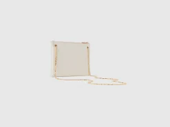 Bag with shoulder strap
