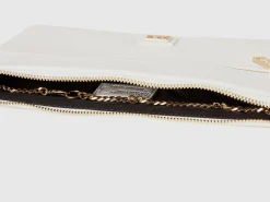 Bag with shoulder strap
