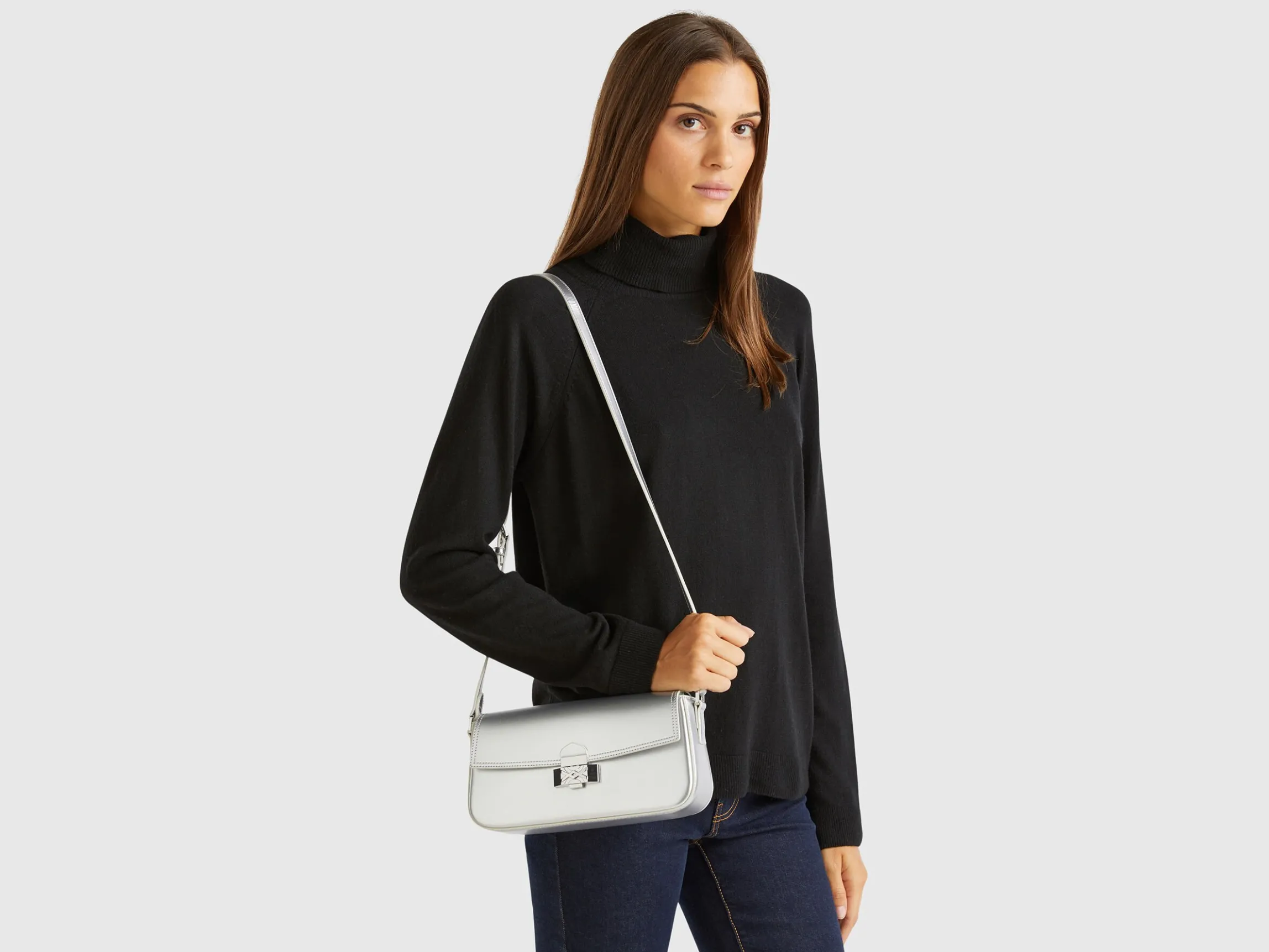 Baguette bag in synthetic leather