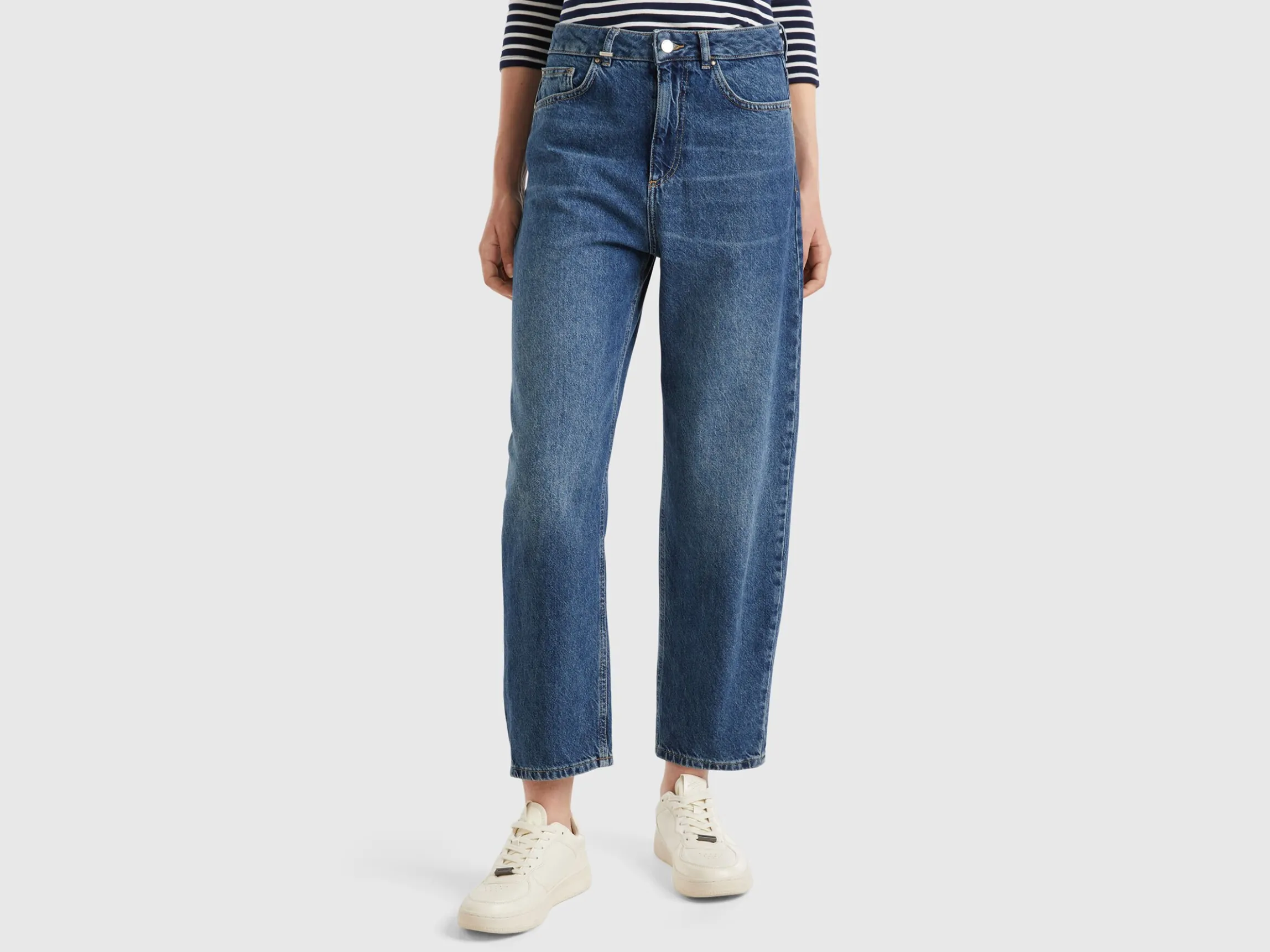 Balloon fit jeans