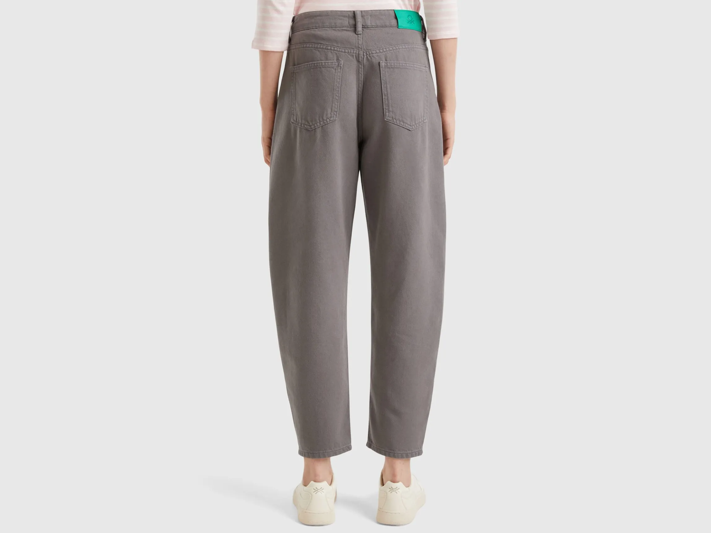 Balloon fit trousers