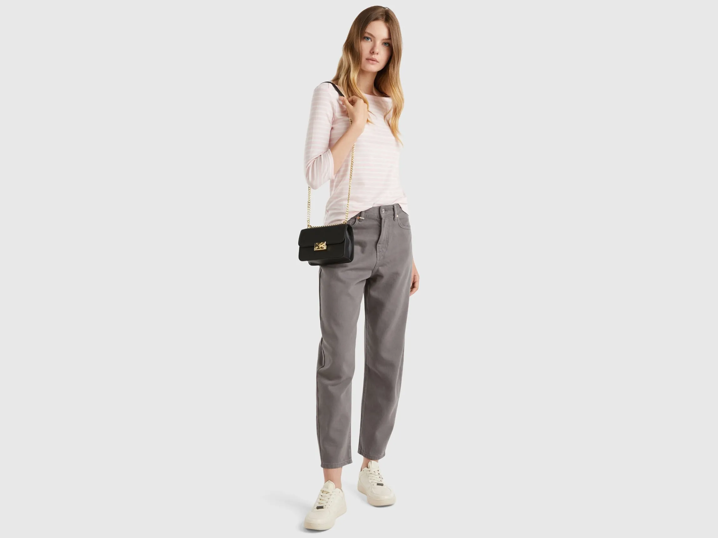 Balloon fit trousers