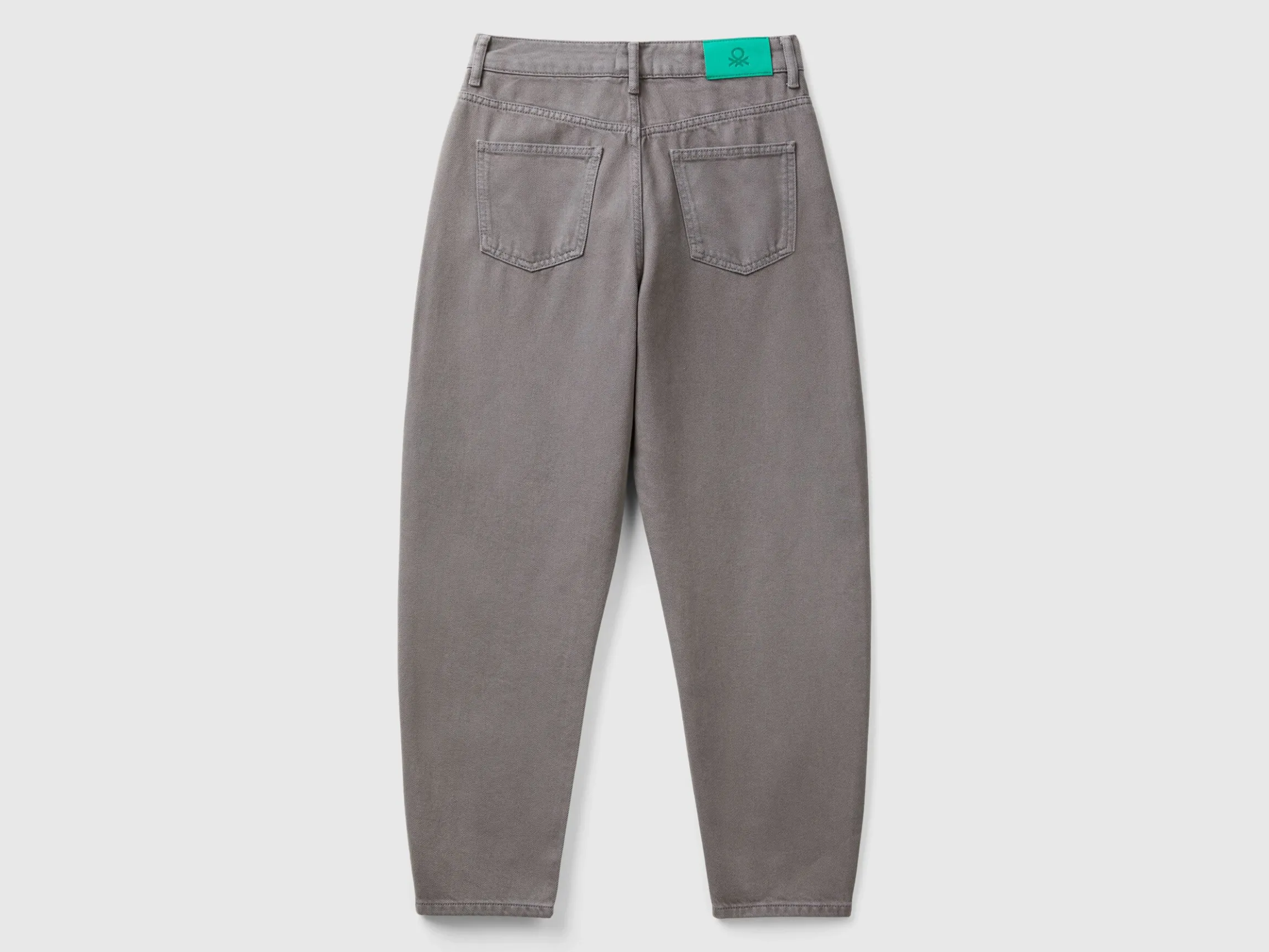 Balloon fit trousers