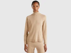 Beige turtleneck in cashmere and wool blend