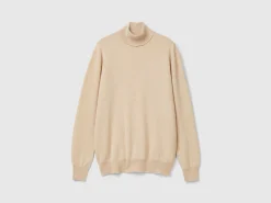 Beige turtleneck in pure cashmere