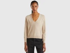 Beige V-neck sweater in pure Merino wool