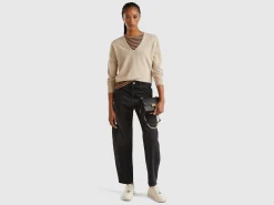 Beige V-neck sweater in pure Merino wool