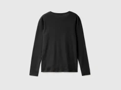 Black 100% cotton long sleeve t-shirt
