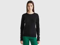 Black crew neck sweater in Merino wool