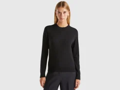 Black sweater in pure cashmere