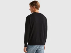 Black sweater in pure cashmere