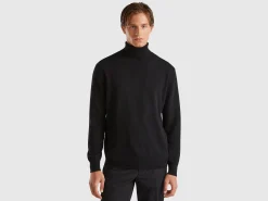 Black turtleneck in pure cashmere