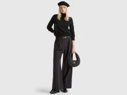 Black turtleneck in pure cashmere
