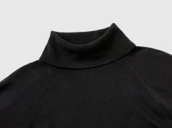Black turtleneck sweater in cashmere and wool blend