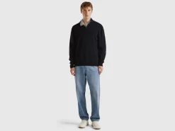 Black zip-up sweater in 100% Merino wool