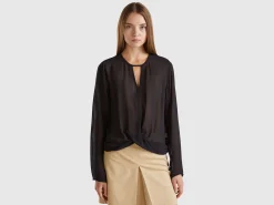 Blouse in pure viscose