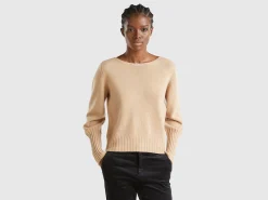 Boat neck sweater