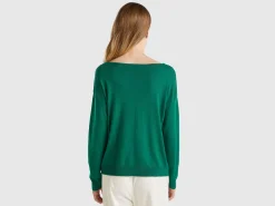 Boat neck sweater