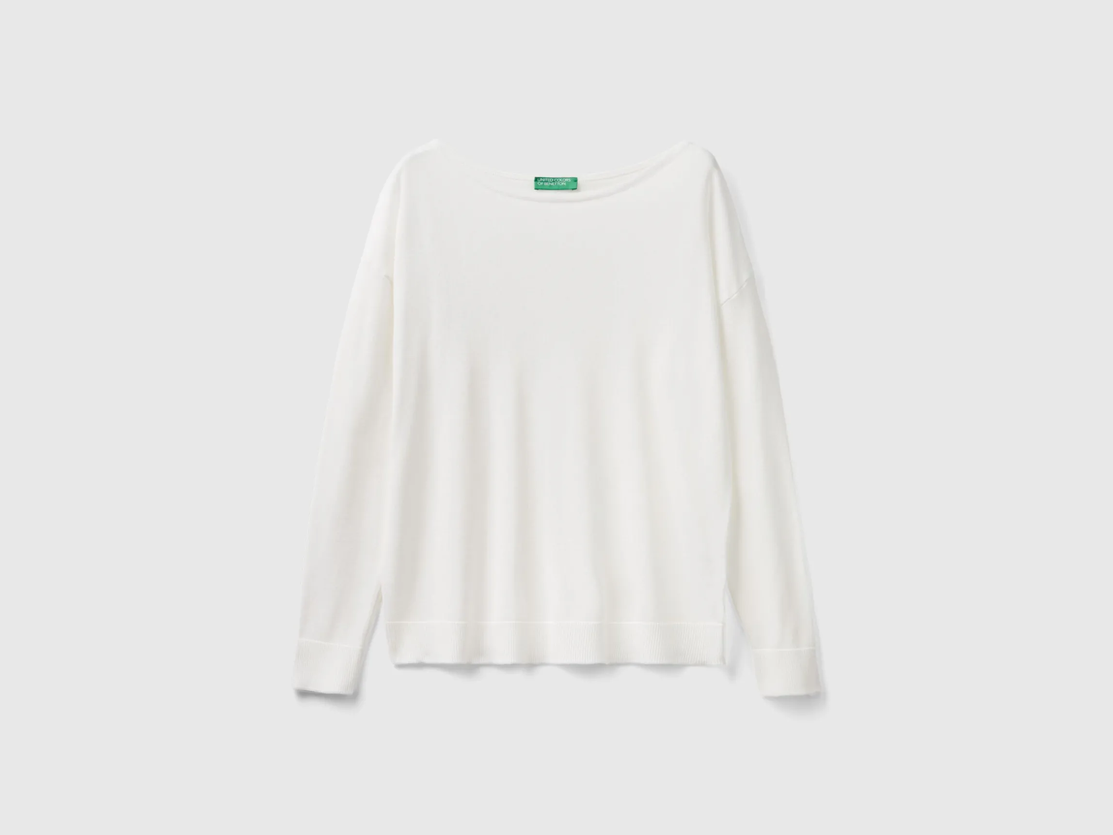 Boat neck sweater