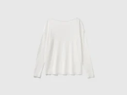 Boat neck sweater