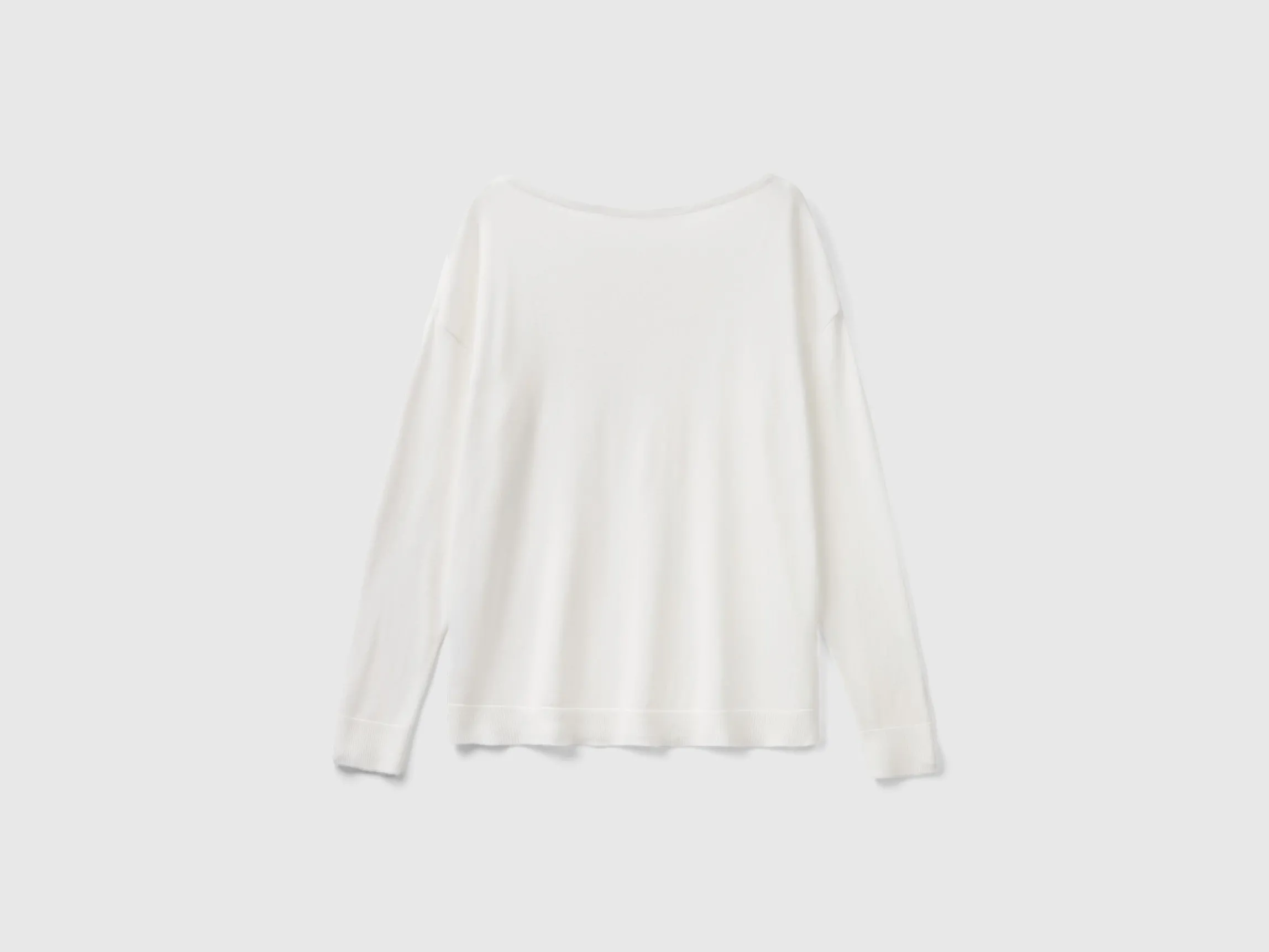 Boat neck sweater