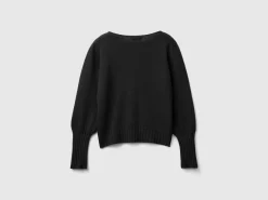 Boat neck sweater