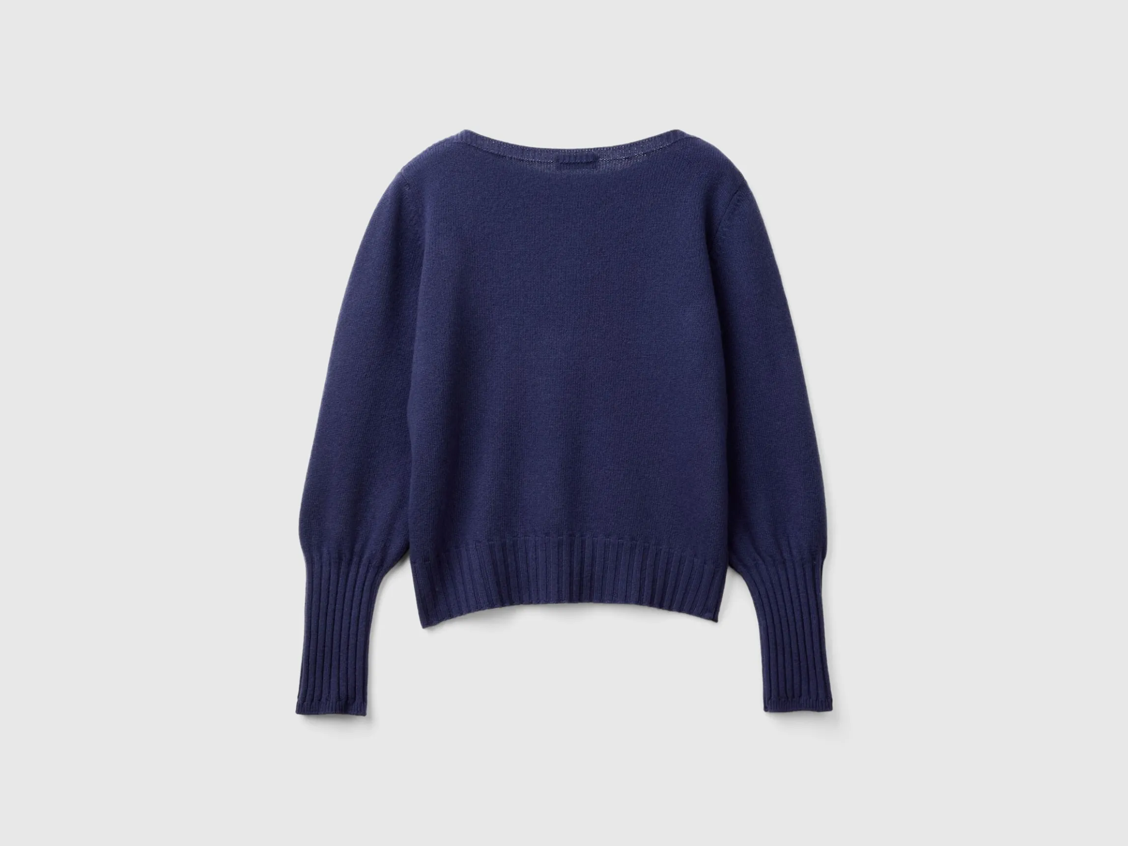 Boat neck sweater