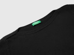 Boat neck sweater
