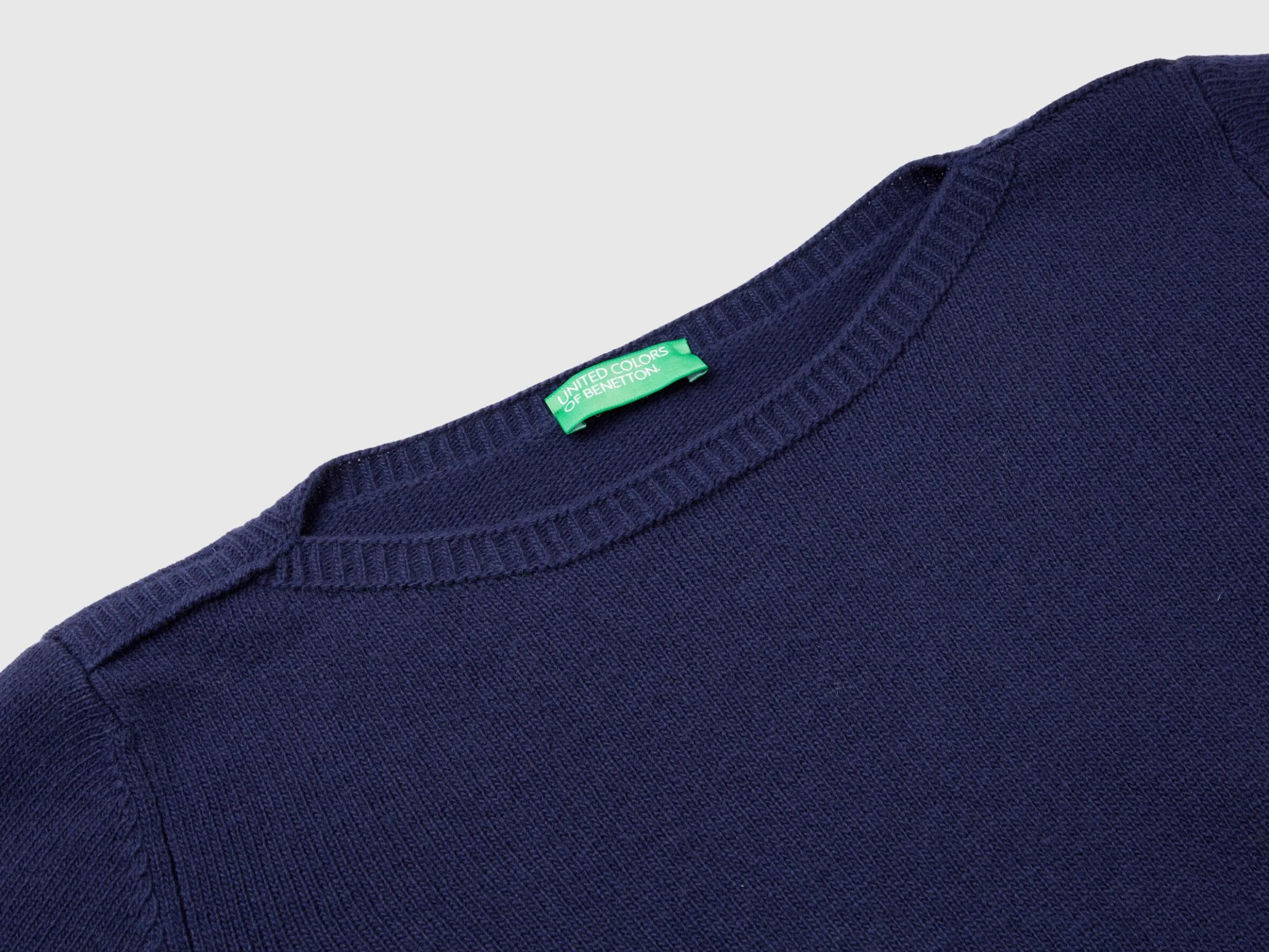 Boat neck sweater