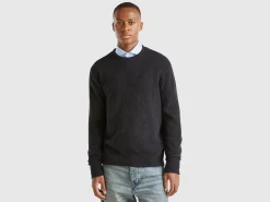 Bouclé crew neck sweater