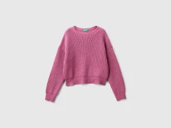 Boxy fit sweater