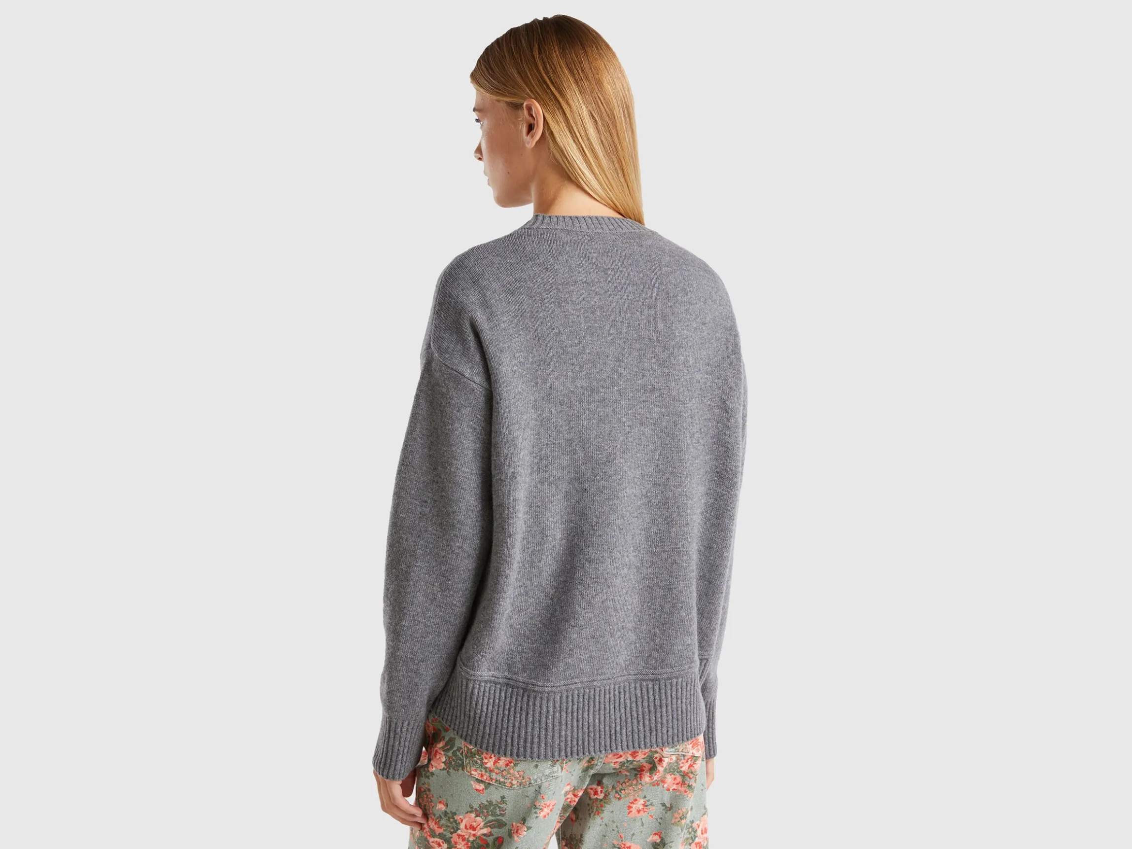 Boxy fit sweater in wool blend