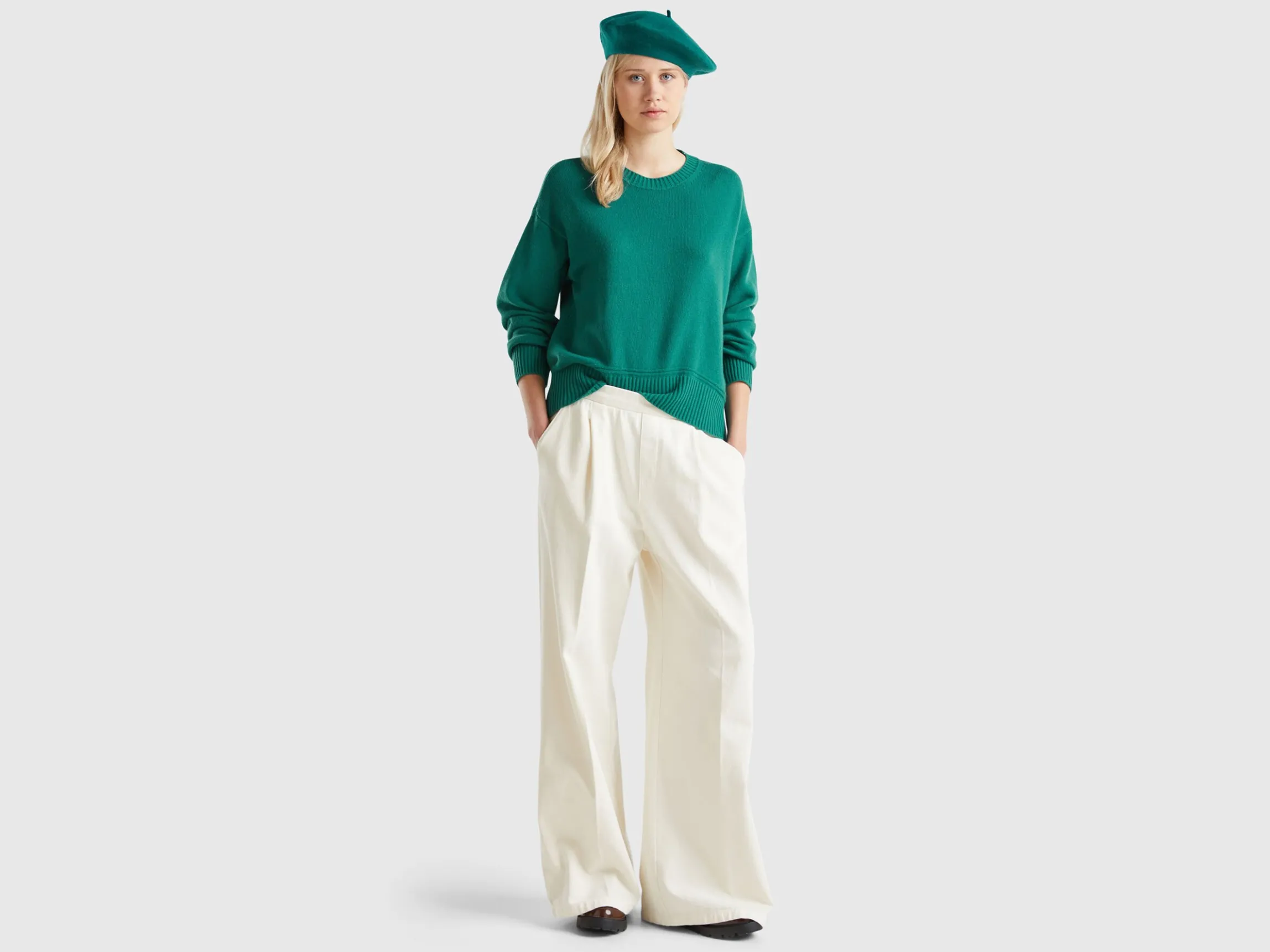 Boxy fit sweater in wool blend
