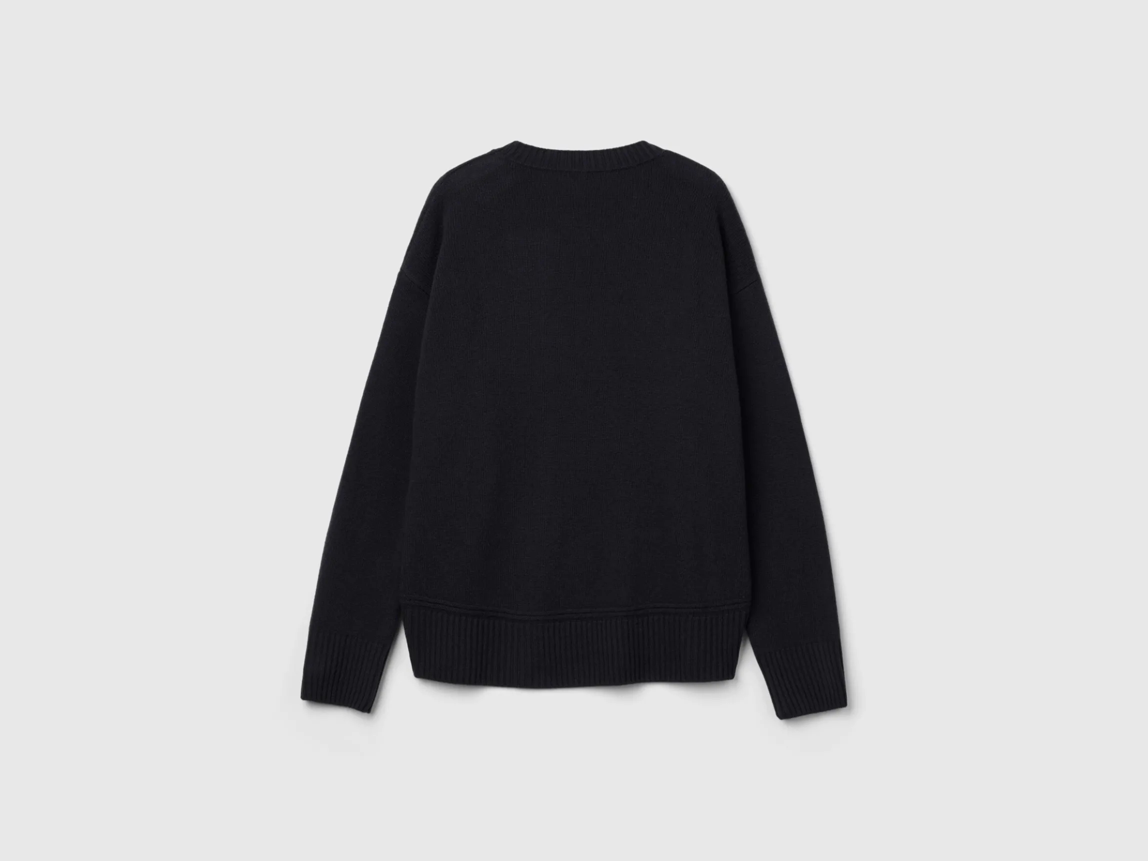 Boxy fit sweater in wool blend