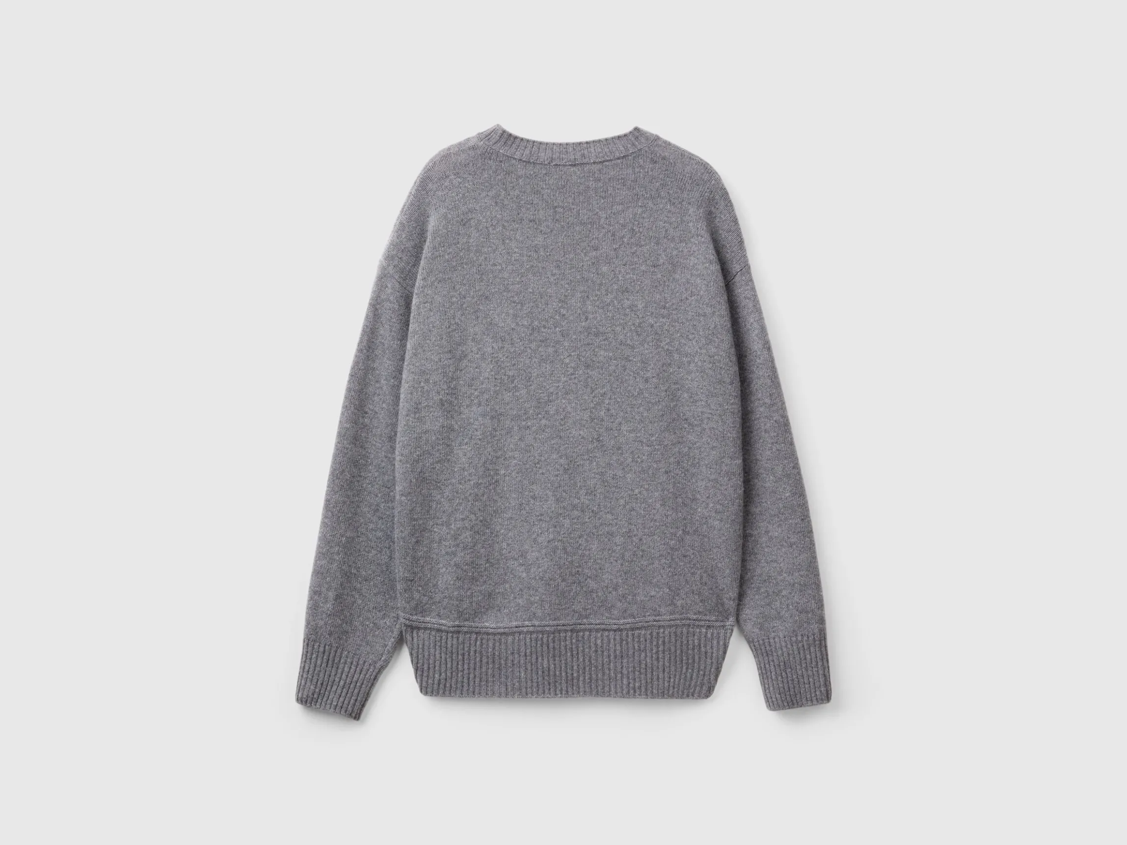 Boxy fit sweater in wool blend