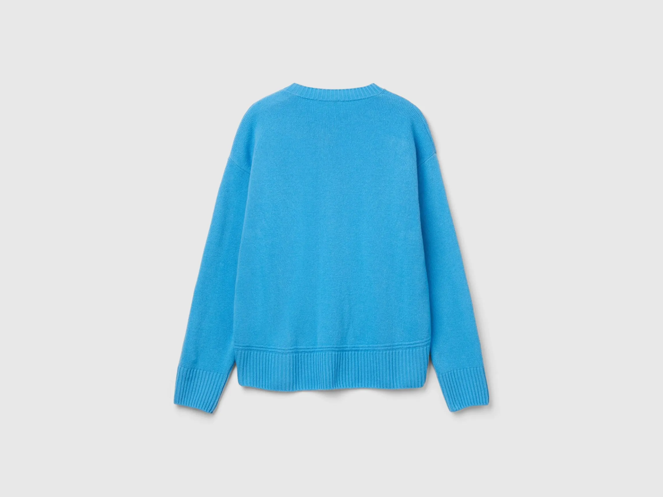 Boxy fit sweater in wool blend