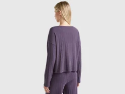 Boxy fit top