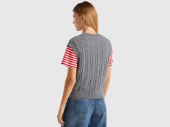 Boxy fit vest with cable knit and perforations
