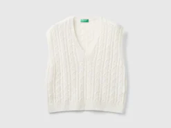 Boxy fit vest with cable knit and perforations
