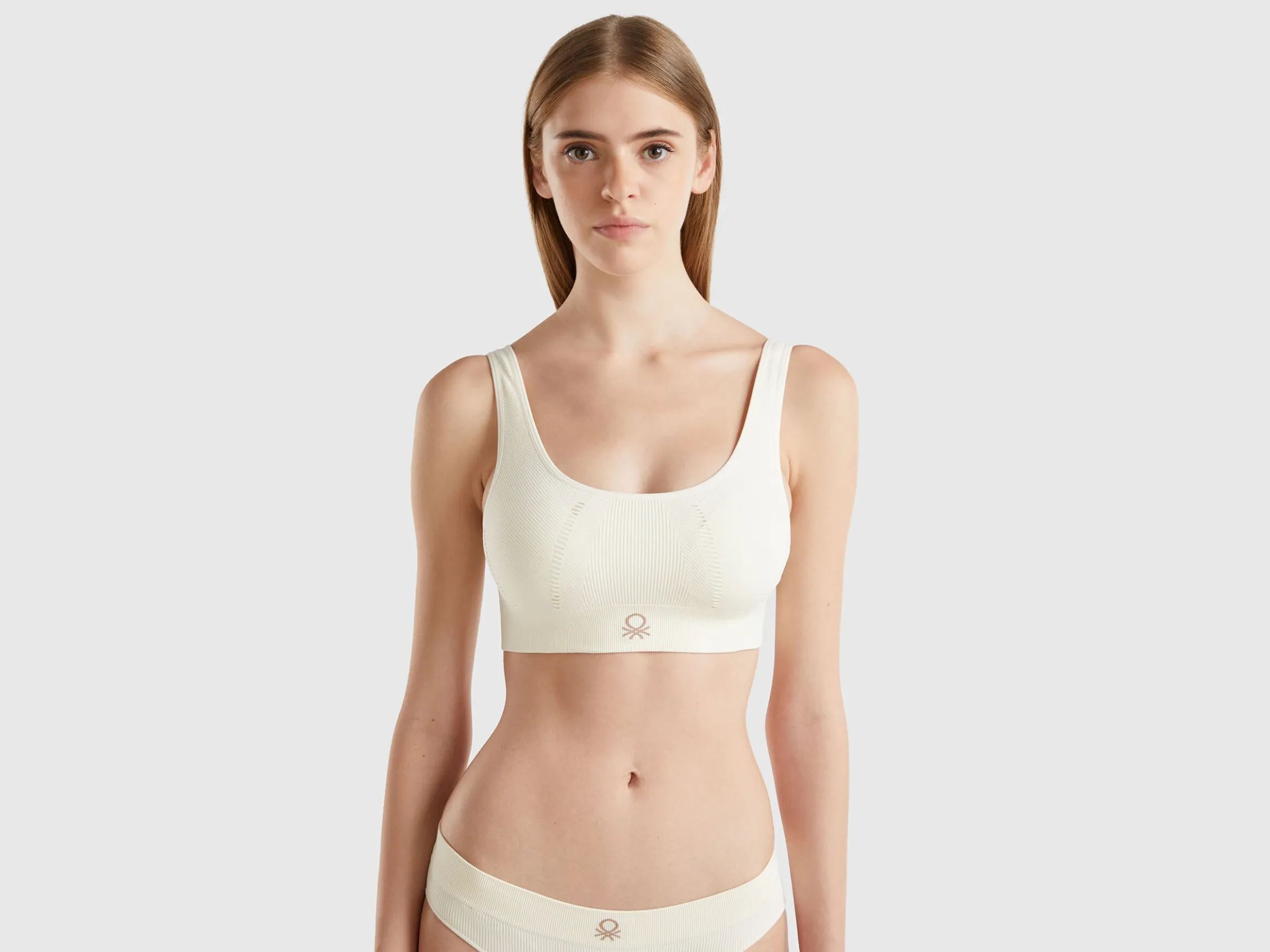 Bra in recycled nylon blend