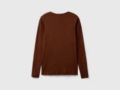 Brown long sleeve t-shirt in 100% cotton