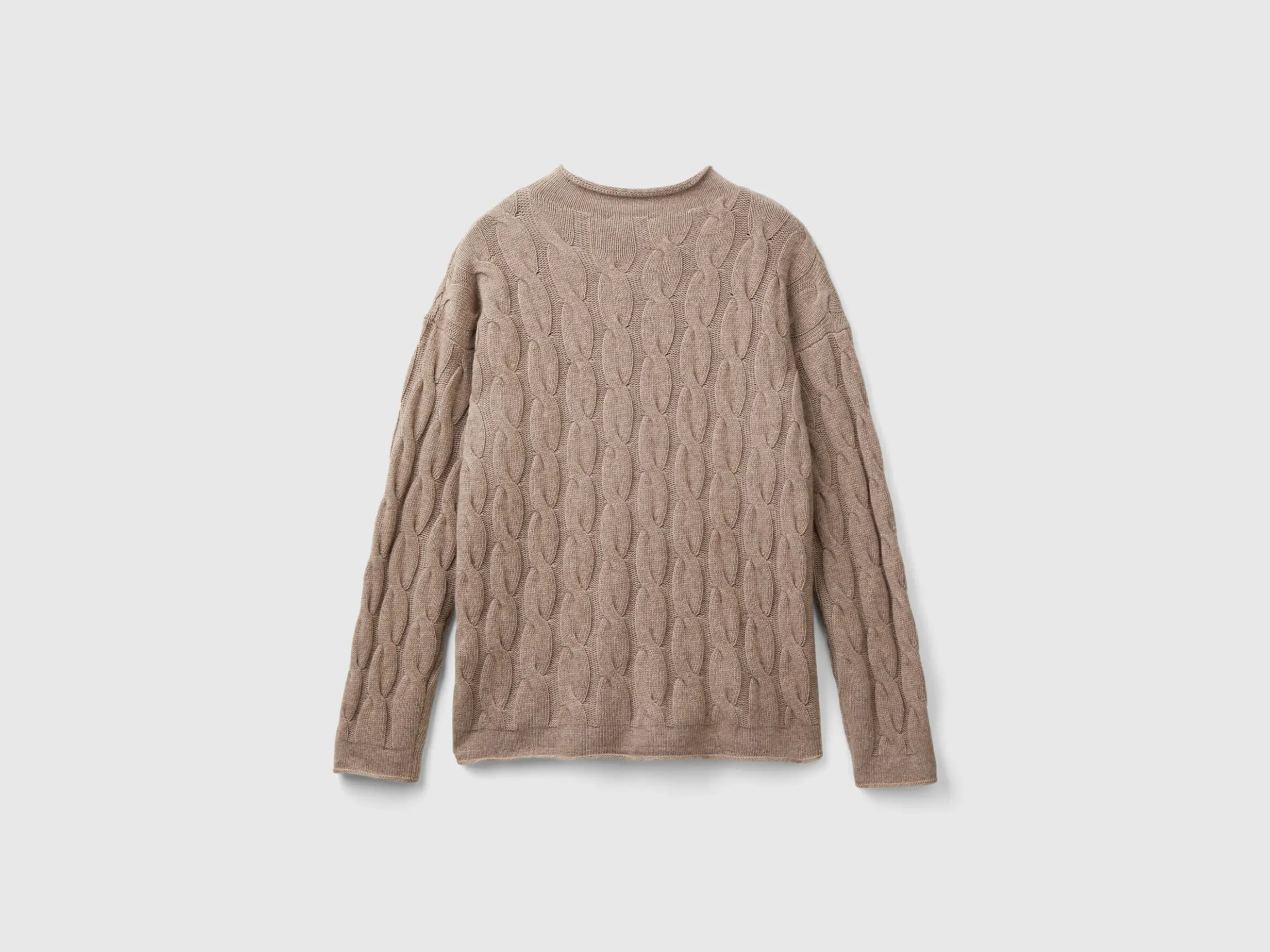 Cable knit sweater