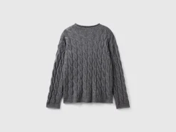 Cable knit sweater