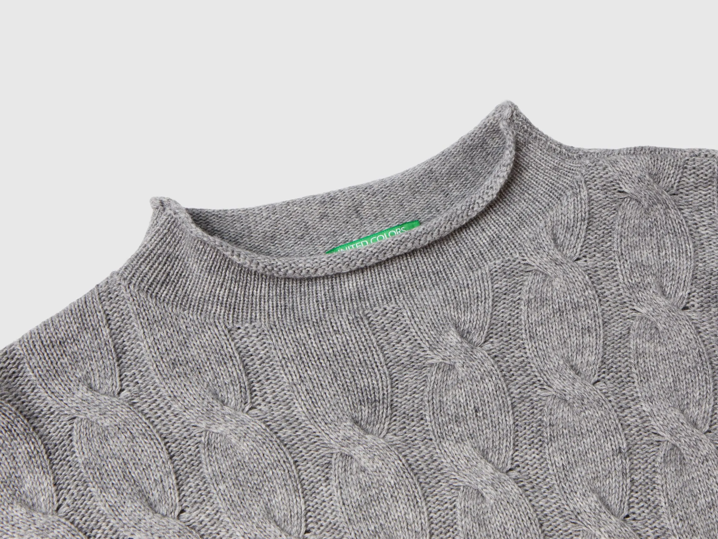 Cable knit sweater