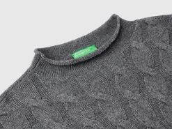 Cable knit sweater
