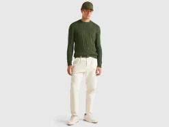 Cable knit sweater in cashmere blend