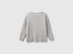 Cable knit sweater in wool blend
